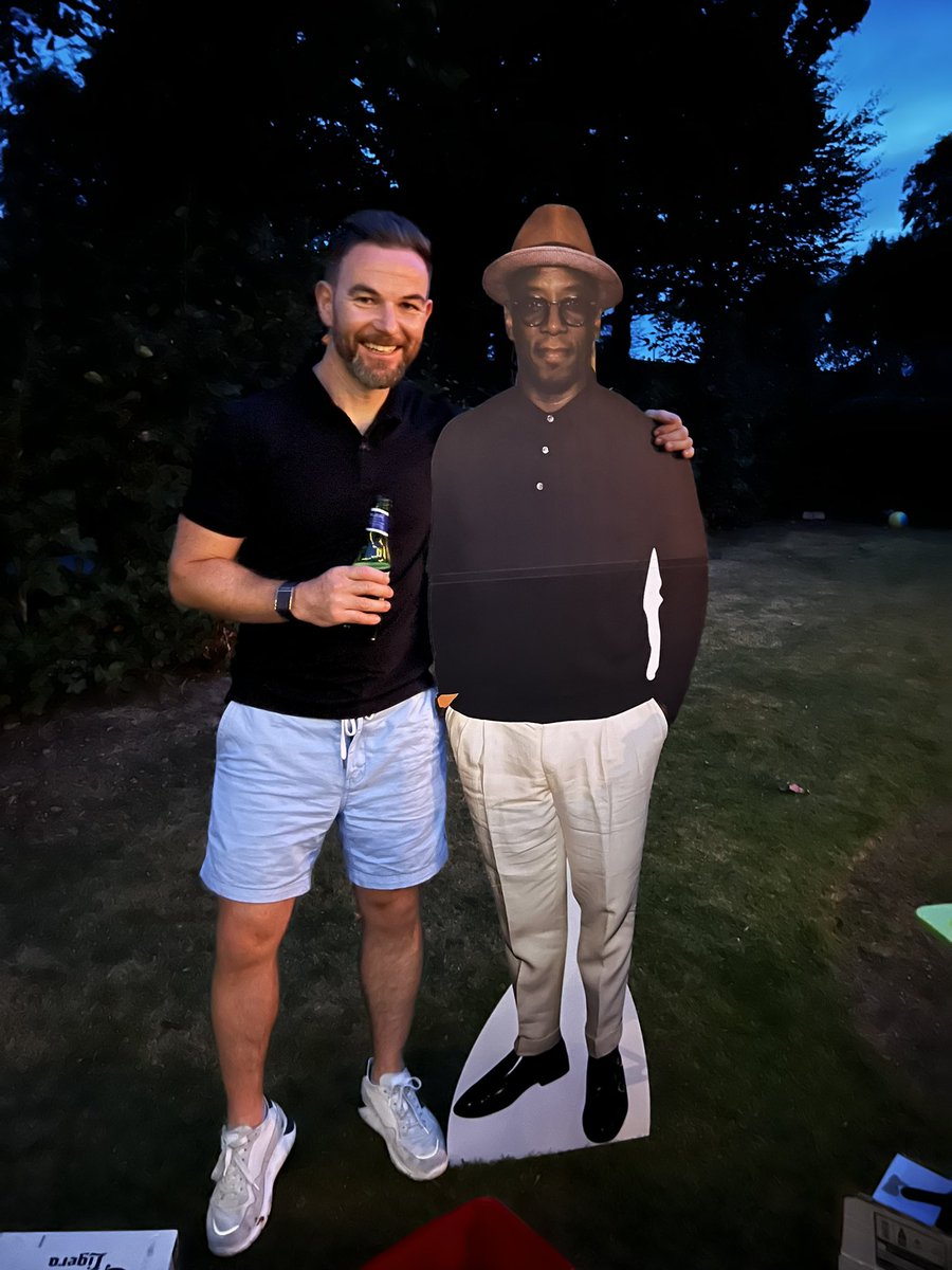 mcgrathkenneth's tweet photo. . @IanWright0 thanks for coming to my 40th @jay_mcgrath82 https://t.co/8QKqrKpVik