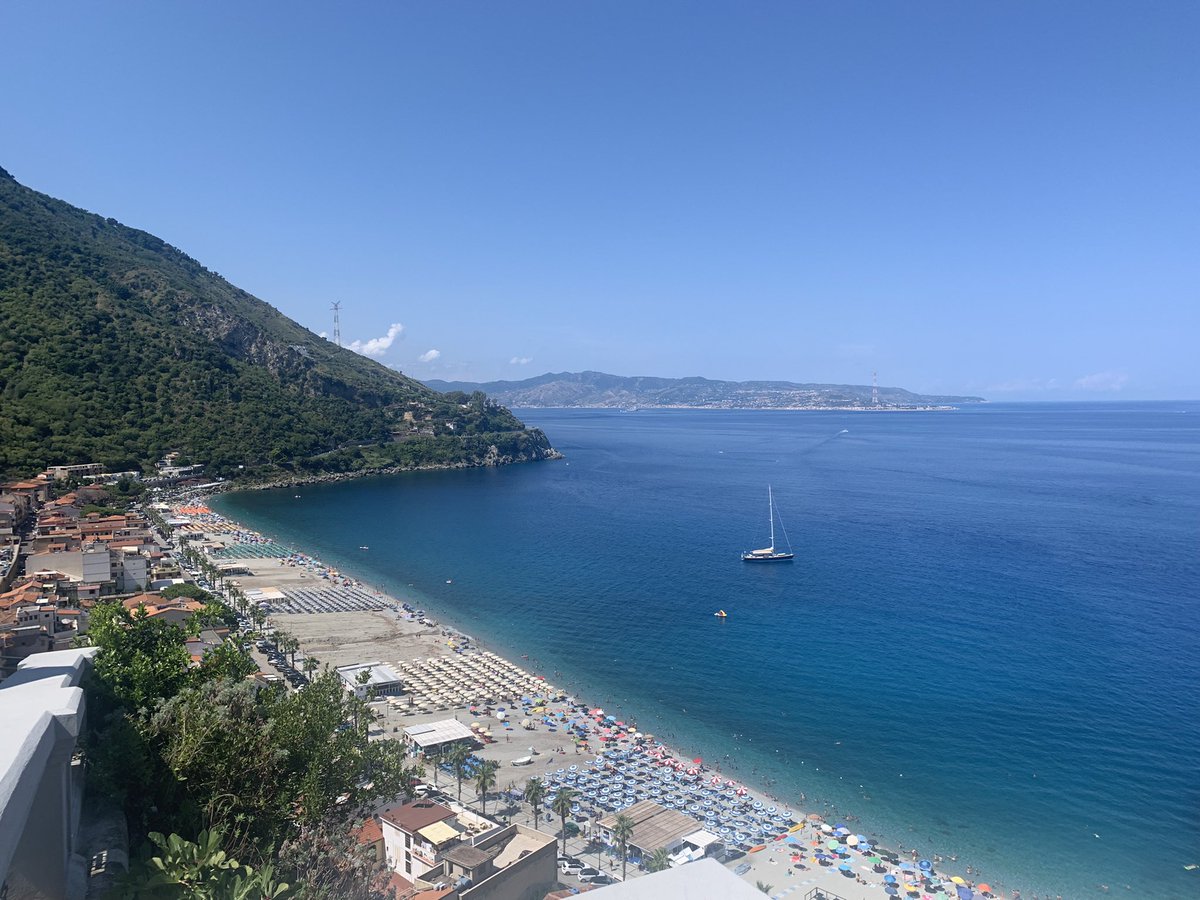 Lo_Jo1's tweet photo. This week I took part in a wonderful roundtable with @Girlseyeproject to discuss girlhood on the Italian screen at the Reggio Film Fest AND went to this beautiful beach in Scilla 10/10 https://t.co/yN9tlLuQJm