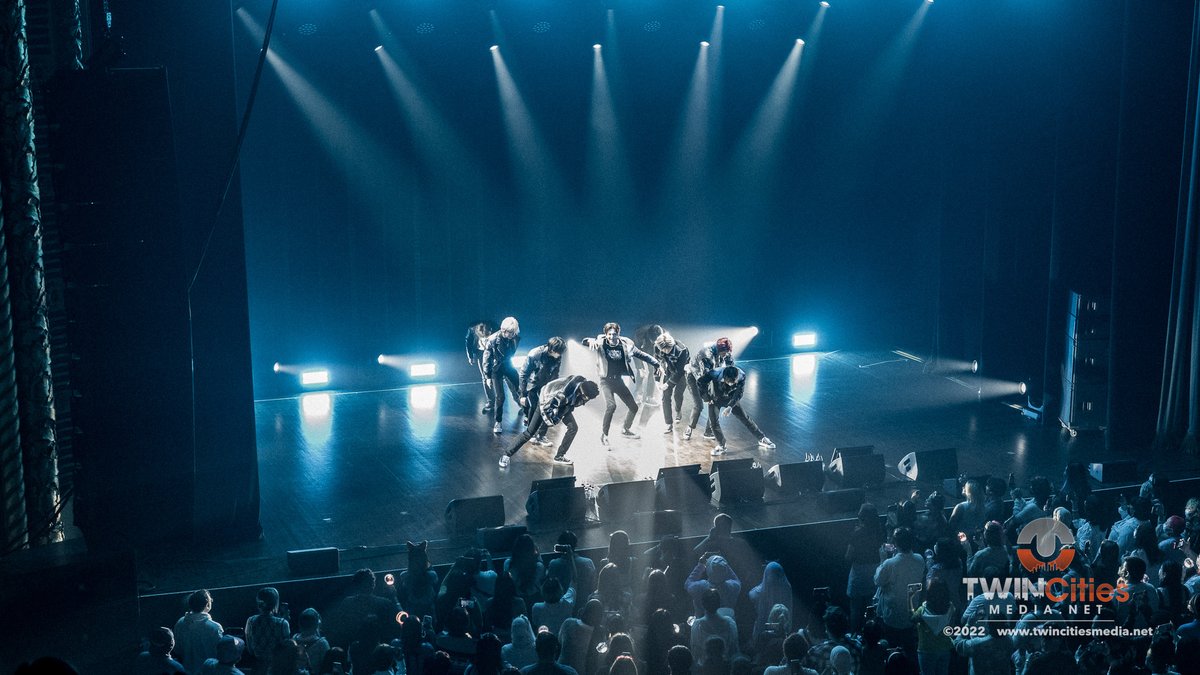 TCMdotnet's tweet image. 4 fantastic K-Pop groups for one night at the @hennepintheatre State Theatre - @CUBE_LIGHTSUM @CRAVITYstarship @STAYC_official @TO1_offcl brought to us by @kconusa @KCON_official #KCON2022 #KCON2022LA 
More at bit.ly/3QR7Qdw