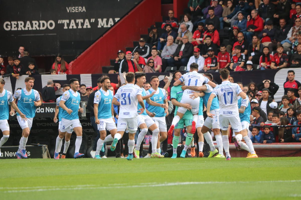 VarelaAgustin10's tweet photo. DE RACHA ANTE NEWELL'S👇

Con el triunfo de #GodoyCruz estira a 4️⃣ partidos la racha sin caer ante la Lepra rosarina en su casa.

2016➡️ 2-0
2017➡️ 0-0
2020➡️ 2-0
2022➡️ 2-0

📌La última derrota del Tomba en Rosario fue en el año 2015 (2-0). https://t.co/IKlJufyCmV