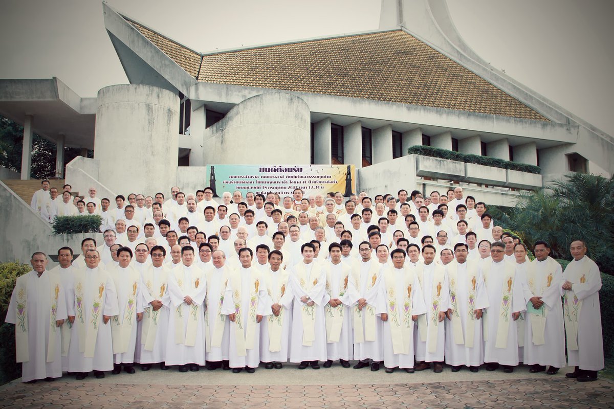 TPMS_USA's tweet photo. Continue the Story of Hope for mission seminarians... Click here to support Support Vocations in the Pope’s Missions https://t.co/Hvoj9gNpU4 #PopesMissions #StPeterApostle #Vocations #StoryOfHope #OneFamilyInMission #CatholicMissions https://t.co/L0DZrXjnCQ