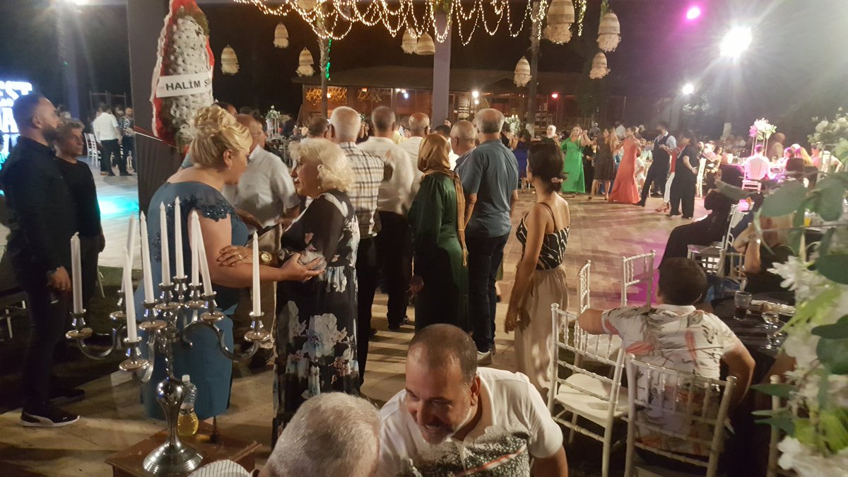 Adana Şoförler Odası ve Kuzey Adana Esnaf kefalet kredi Kooperatif  Başkanımız  Tahir Alpaslan'ın Oğlu Melih ile Rabia 'nın  en mutlu gününde Dostlarla biraraya geldik. Genç çiftlerimize Rabbimden ömür boyu  #Mutluluklar dileriz