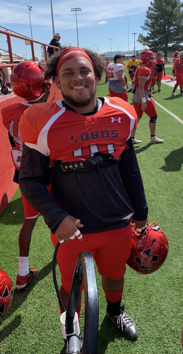 SRFBBoosters's tweet photo. #OnceUponASaturdayInAlpine @SRSUFootball @Hlb4211 @Brown42Tyson #TravisOwens https://t.co/ffxMcAfqRt
