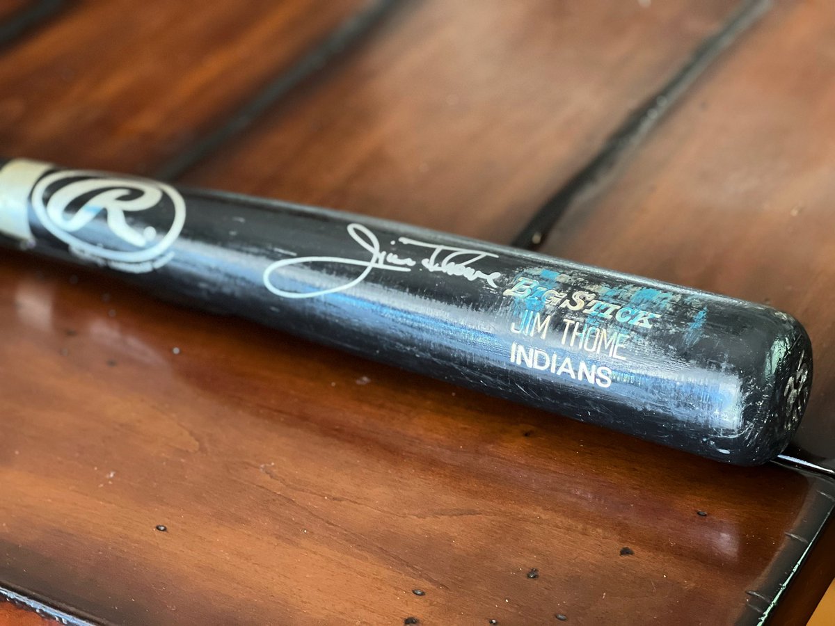 mlbgameusedbats's tweet photo. #HBD Jim Thome. 612 career home runs. #jimthome #indians #gameusedbat #gameused https://t.co/b2LoaMwGcy