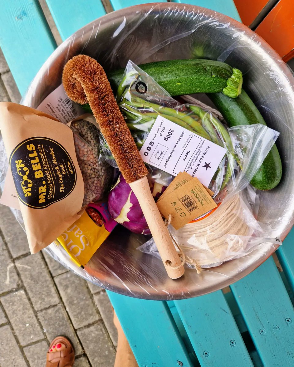 Caroline Hennessy tweet media