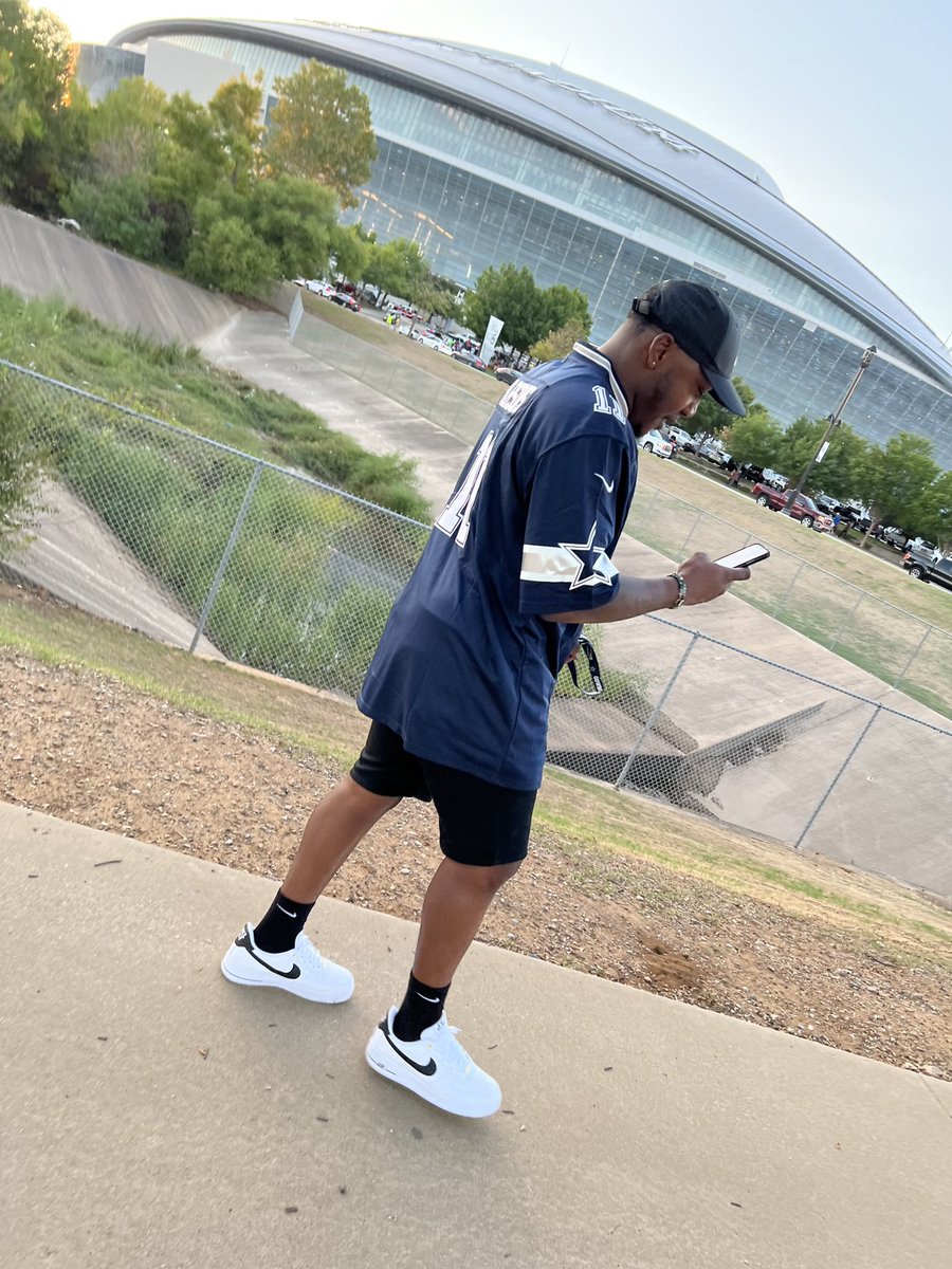 B I G J B A K E tweet media