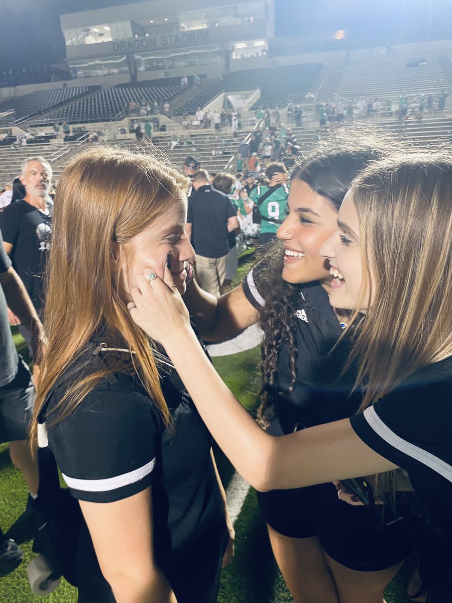 Lisa Stout Bennett tweet media