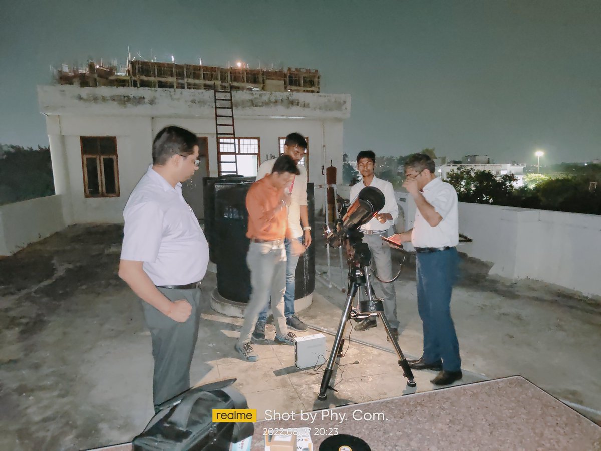 sandtdepartment's tweet photo. Dr. Upsham Goyal, a upaac member, with his own telescope in Third Basic Astro-photography Workshop conducted by #INDIRAGANDHIPLANETARIUM. #BAPW2022 #CSTUP #UPAAC @aniligp https://t.co/oEHxx6zhBG