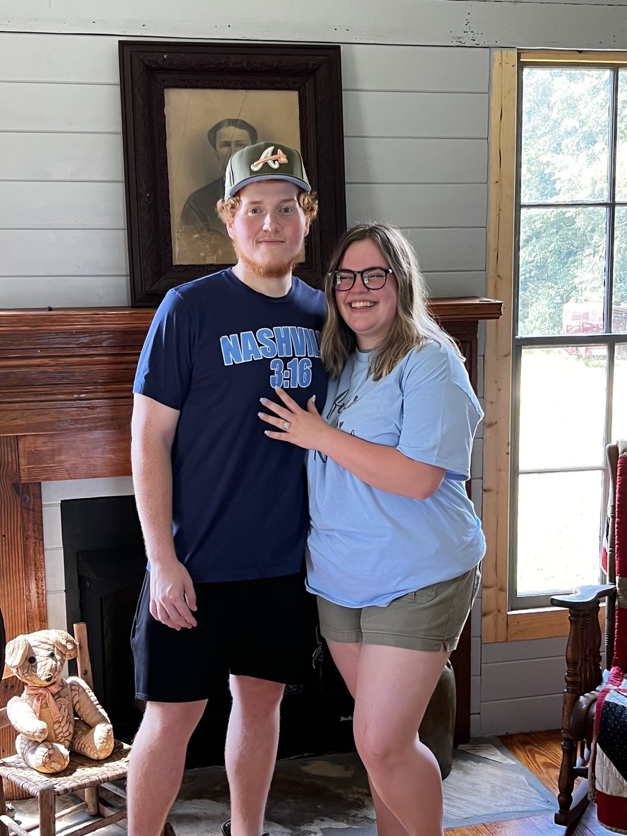 Kaleyclark222's tweet photo. I said YES!!! Future Mrs. Rowland ! ❤️❤️ https://t.co/rBBOJpIUbz