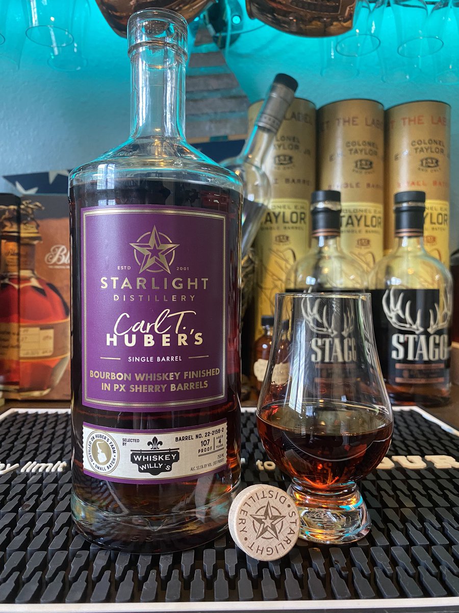 binktron3000's tweet photo. Happy Saturday folks! 🥃
#Bourbon #starlightdistillery https://t.co/gw5fb3DBSO