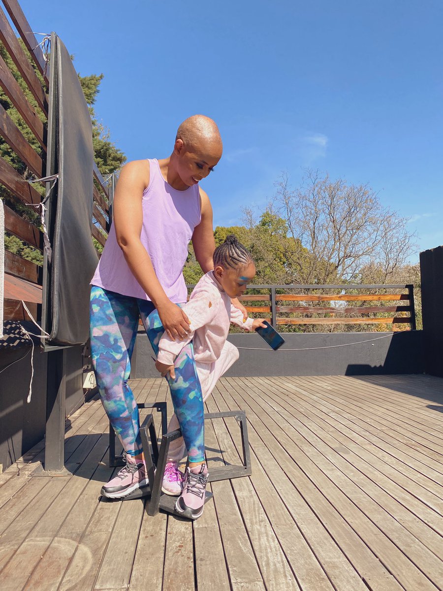phumeza_shh's tweet photo. Never stop asking those tough asks - the never ending “Why’s” - and being willing to challenge the answers and make everyone around you take a pause to also think over the answers for themselves.
#wanderwomen #women #rediscoverself #wellness #healing #womanhood
#ad @HiTec_SA https://t.co/1ufHdgp3Lw
