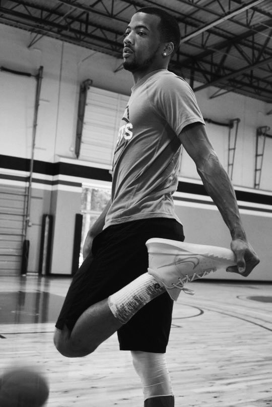 Then B&amp;W’s go crazy. 💥🏅 🏀 

Shot by : <a href="/AzariahMichelle/">Atlanta Photographer</a> 

<a href="/HoopsNBrews/">Hoops & Brews</a> <a href="/TheHoopCities/">Hoop Cities</a> <a href="/Shoot360ATL/">Shoot 360 ATL</a> <a href="/DrewLeague/">Drew League</a> <a href="/overtime/">Overtime</a> <a href="/shoot360/">Shoot 360 | Basketball</a> <a href="/RoshownMcLeod/">Roshown McLeod</a> <a href="/Officialdeuce2/">Deuce Dixon💫</a> <a href="/Daivienwill22/">Daivien Williamson°</a>