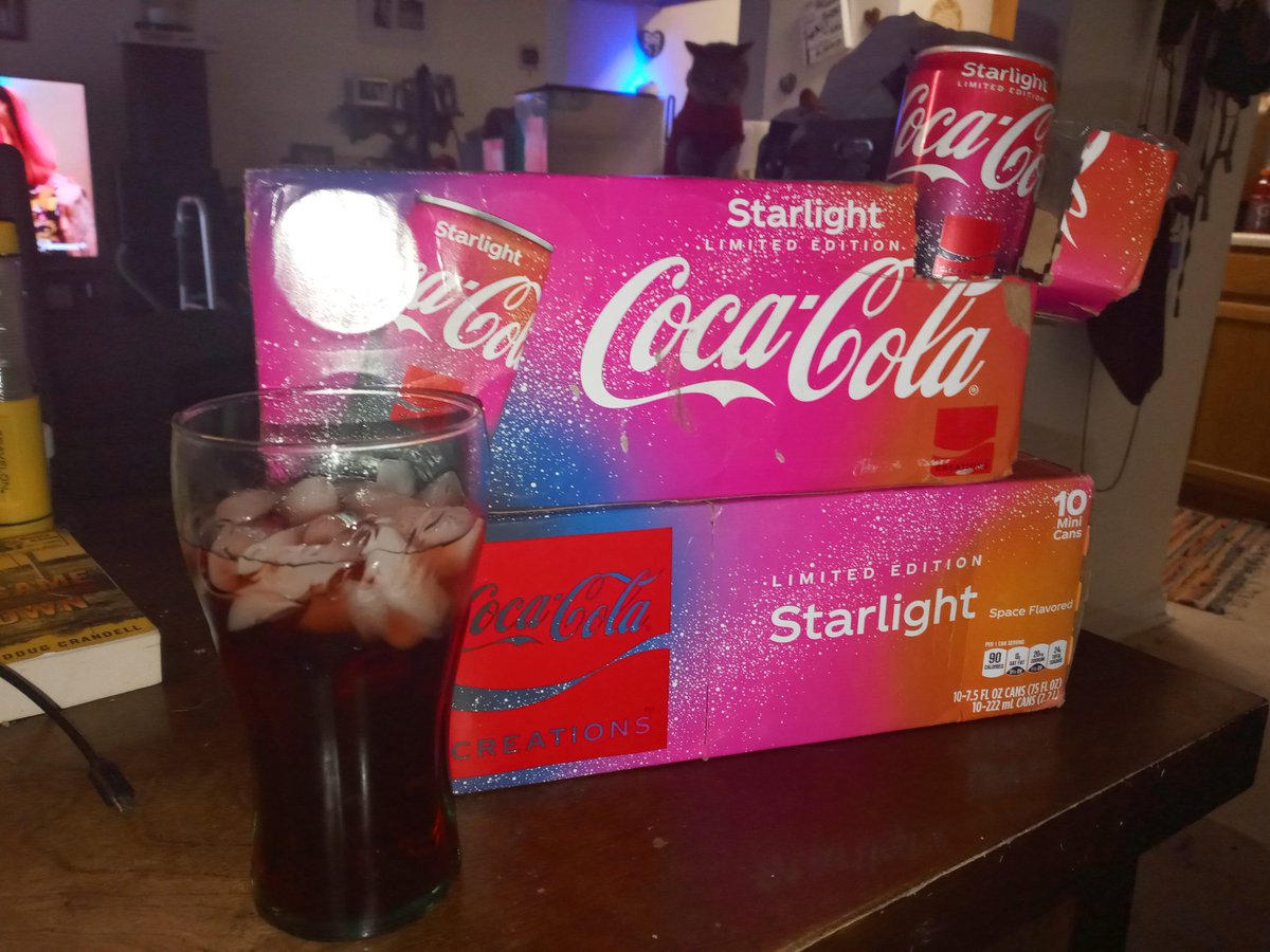 BrandonrychesAs's tweet photo. Jackpot! Thanks to my wonderful mother in law! #coke #spacecoke #snacksociety https://t.co/w2vB8wu64l