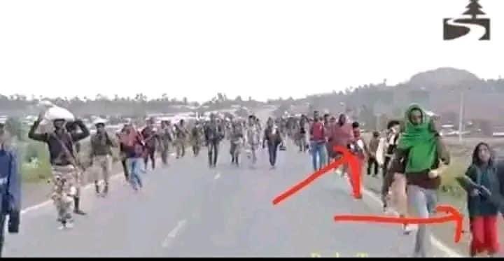 Eritrea1952's tweet photo. #TPLFTerroristGroup The World Should To know  The Evil TPLF Using Children For War. TPLF must go to hell 😡😈#UN #childnotsoldier #Eritrea https://t.co/jI2wojet3Y