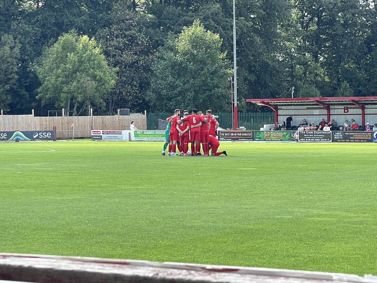 Roberto_Gaines's tweet photo. My first game to @beckenhamtownfc  wow what a game and what a ground! https://t.co/mIXI4fRaIi