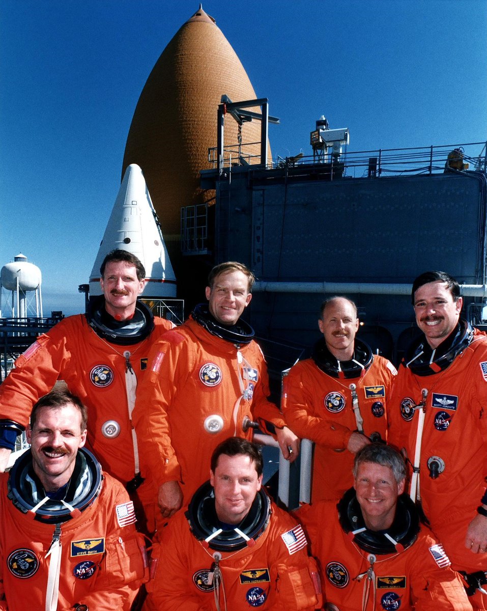 SpaceAboveUs's tweet photo. New episode! On STS-82 we've got another ground-up rendezvous. But instead of flying to Mir, we'll be visiting our old friend the Hubble Space Telescope. It's been a few years since STS-61 fixed its optical flaw, and it's due for an upgrade! https://t.co/iuKRpnthrV #STS82 1/6 https://t.co/Q5lvG5wqeg