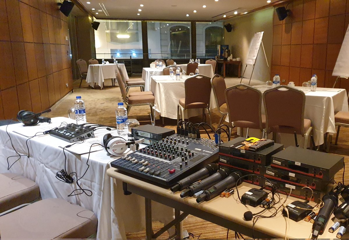 ayyildizbt's tweet photo. #Sennheiser #TourGuide #2020D #SLInterpreter ile 2 dil tercüme konferans, eğitim, sunumlarınızı daha butik çözüm sağlar. Sesi en net hali ile geniş alanda çok sayıda misafirlere 2 dilde dönüşümlü çalışabilecek tercüman üzerinden aktarır.

#LanguageDistributionSystem https://t.co/ggo0bzBE0v