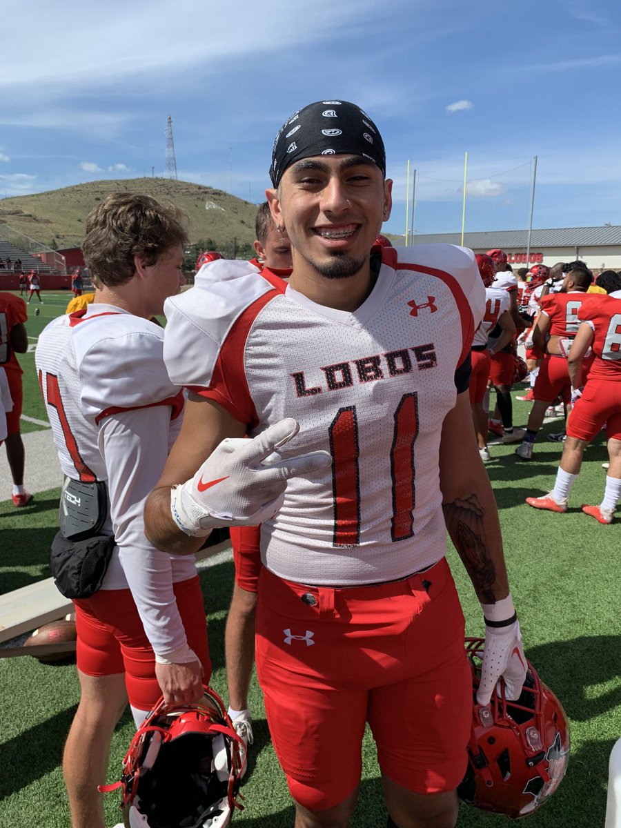 SRFBBoosters's tweet photo. #OnceUponASaturdayInAlpine @SRSUFootball @texas_savage38 @Mattix64 @Veereal0 #CalebSmith https://t.co/brVynxmpab