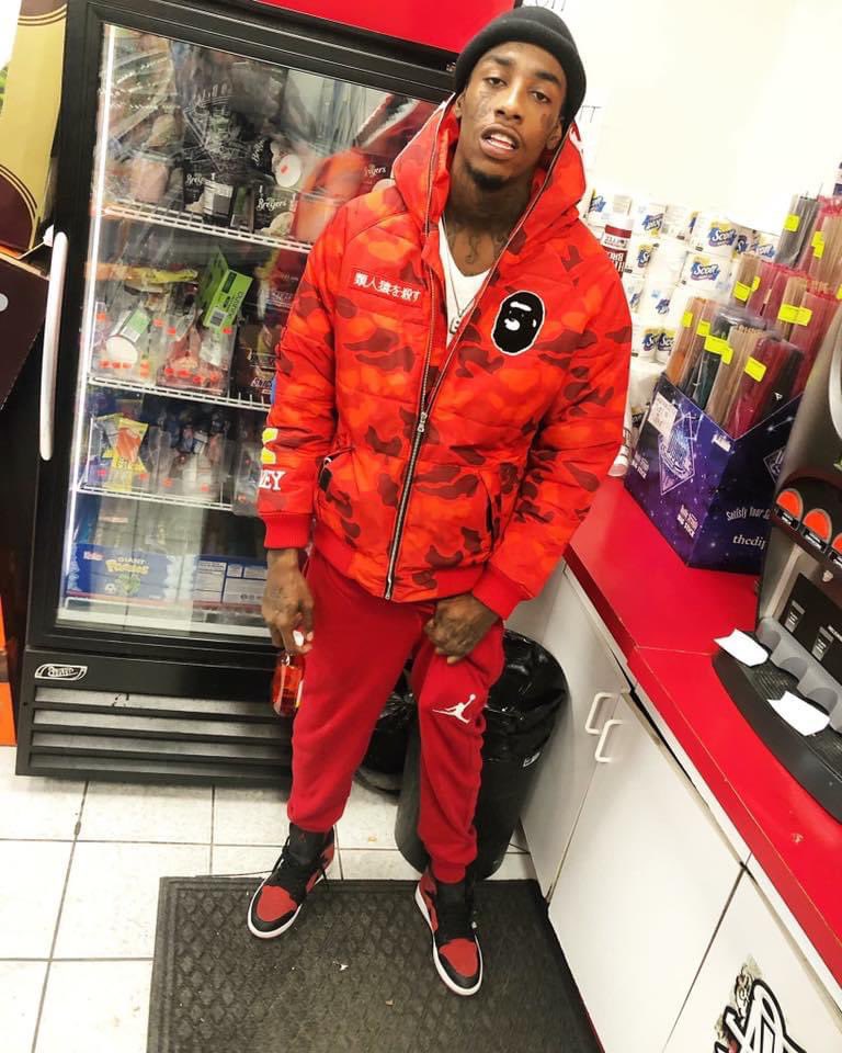 IAMSANEIT's tweet photo. One time for the flyest in any room #LLBankroll🅱️ https://t.co/VV24smoWoA