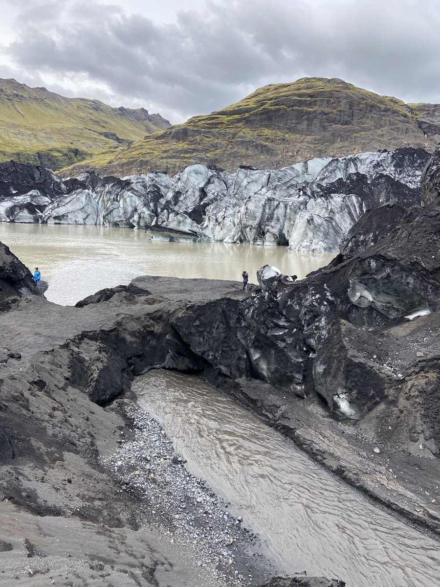 _CourtneyBayer's tweet photo. Great glacier hike on Sólheimajökull as an excursion of the #cryosphere2022 conference in Iceland! https://t.co/FvKWmxVkPP