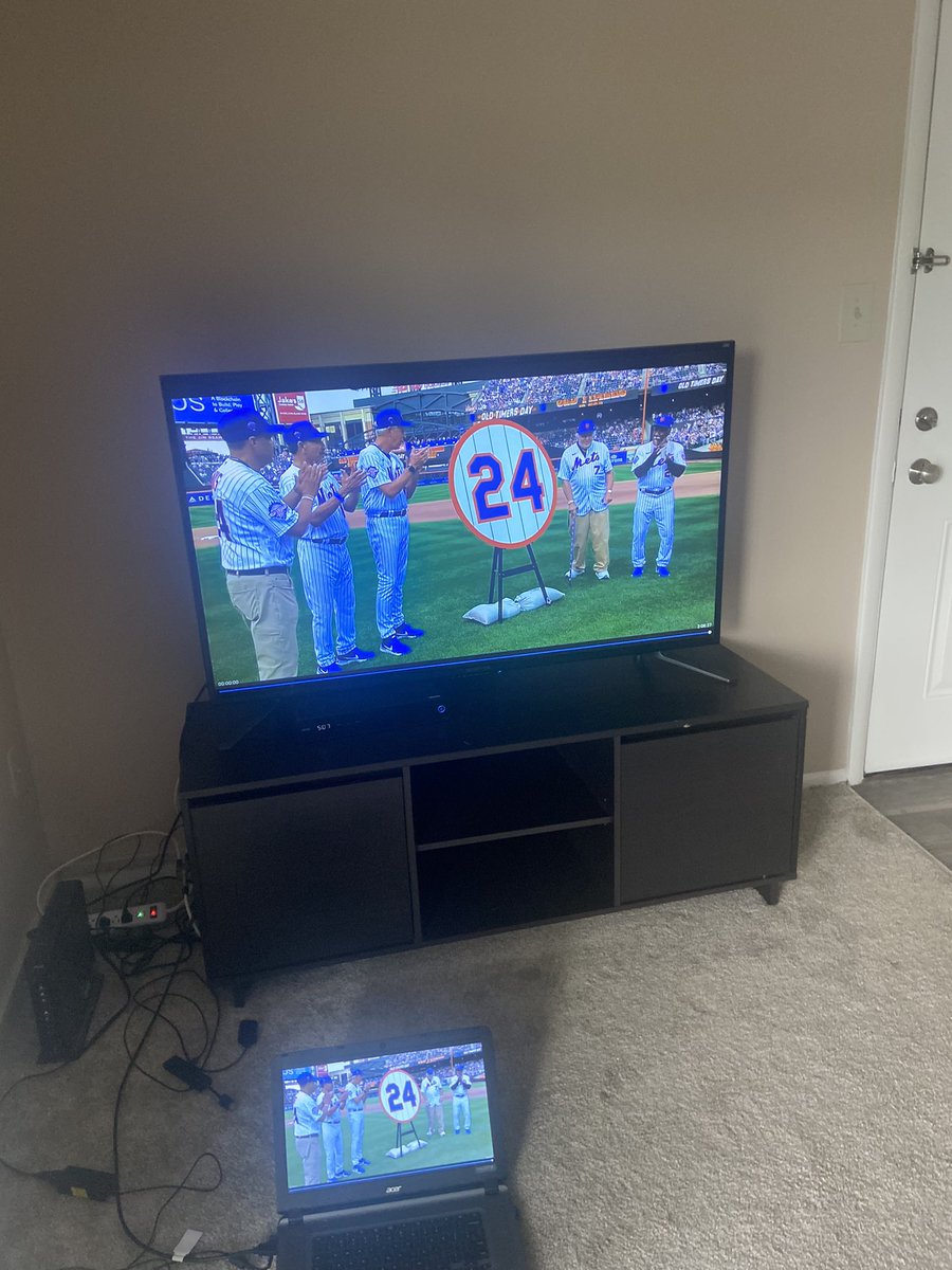 genemosca's tweet photo. As my dad is getting older, it’s getting harder for him to get around or get to @Mets stadium ….so I surprised him today and streamed and brought the 1st Mets Old timers day since 1994 to him. Trying to be a good person and son. #Mets #LGM https://t.co/ebKHPROK1V