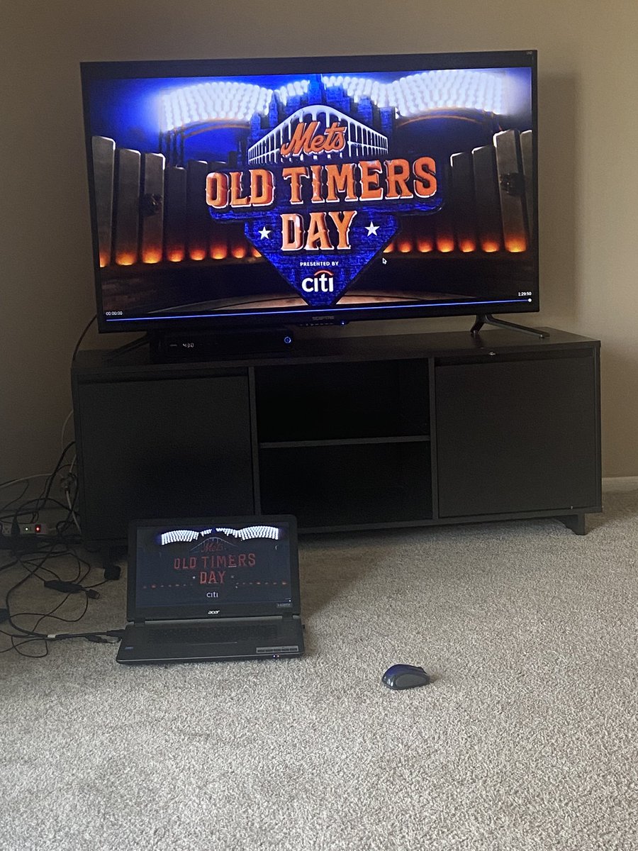 genemosca's tweet photo. As my dad is getting older, it’s getting harder for him to get around or get to @Mets stadium ….so I surprised him today and streamed and brought the 1st Mets Old timers day since 1994 to him. Trying to be a good person and son. #Mets #LGM https://t.co/ebKHPROK1V
