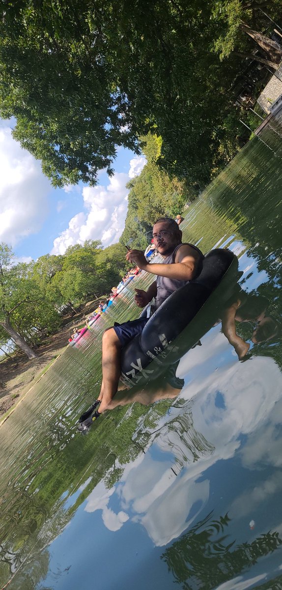 Bellaram06's tweet photo. Just chillin river tubing with Legacy killer! @MRamirez0536 #safemoonarmy #yolo #funtimes #makingmemories #Guadaluperiver #newbraunfels #relaxedaf #safemoonarmy https://t.co/pSNU1dYi0P