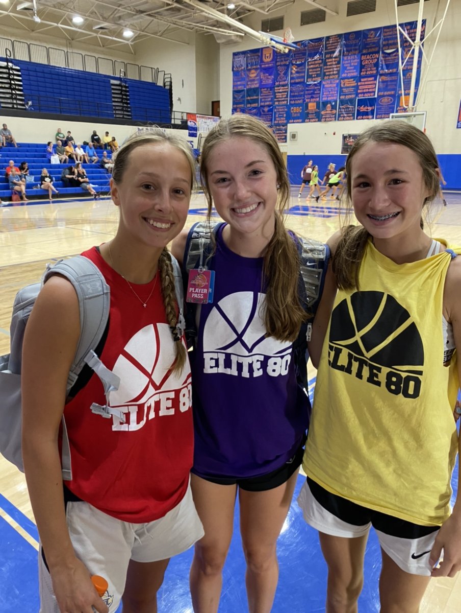 KPTrunlifttrain's tweet photo. Teammate battles at @Elite80WBB 
@emilywilsonnn_ @emmacarroll014 @MaddieBraden22 @CAK_GBball https://t.co/TCIZoWG6Dl