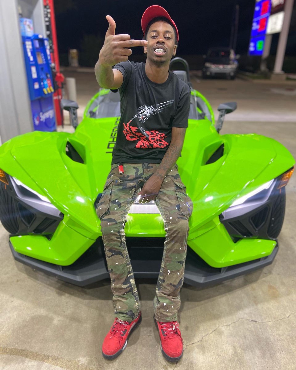 TyTDrizzle's tweet photo. DBoy Fresh With It On Me They Knowing Just How I Pop Out🩸👹
#Gooy #BigBoyBusiness #LongLiveTheGuys💔🕊 https://t.co/3g4sI4K5G3