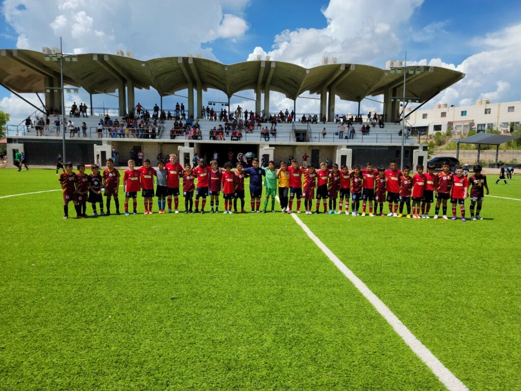 Our 2012/2013 Boys Quiroa/Flores boys played #AsOne in Mexico today vs Sonora Selection and won 2-0!
RSLAZSOCCER.COM
#rslaztucson #rslaz #RealSaltLake #socceracademy #futbol #futureisbright #realsaltlakeaz #tucsonsoccer #soccerclub