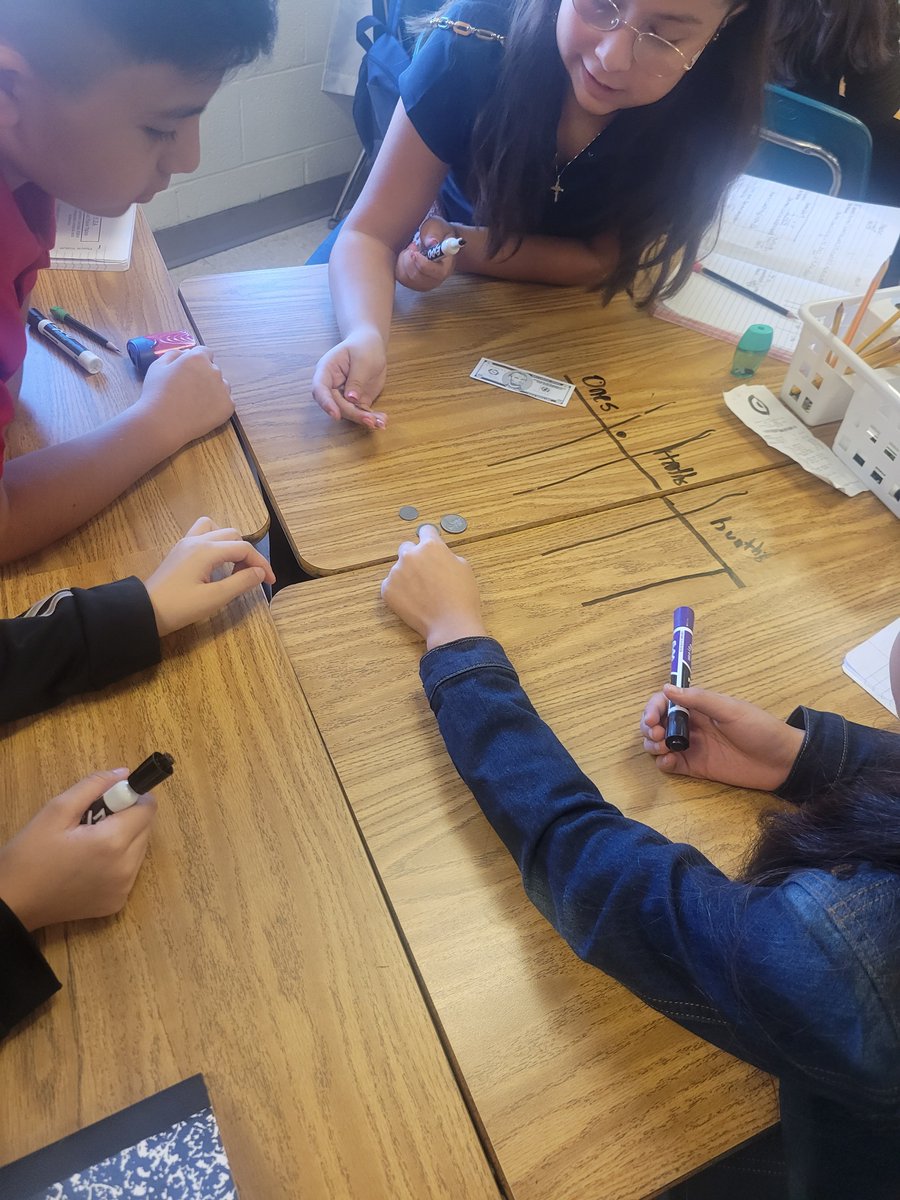 OESFifth108's tweet photo. Mrs. Melendez's class 🙌representing decimals to the hundredths using decimal place value and money.💰 💵💚 https://t.co/TcRxuEqpno