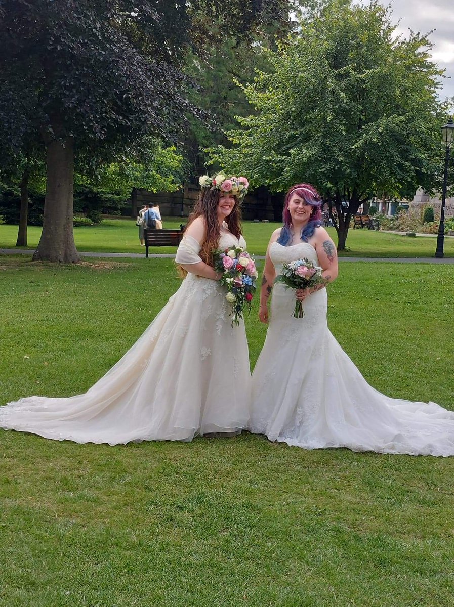 TheQueenEmzz's tweet photo. Some photos of the beautiful brides at their beautiful wedding last night ❤ glad I got to share it with them. https://t.co/ej2LlWwgek