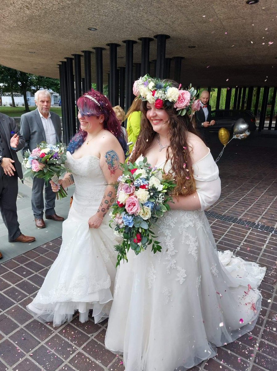 TheQueenEmzz's tweet photo. Some photos of the beautiful brides at their beautiful wedding last night ❤ glad I got to share it with them. https://t.co/ej2LlWwgek