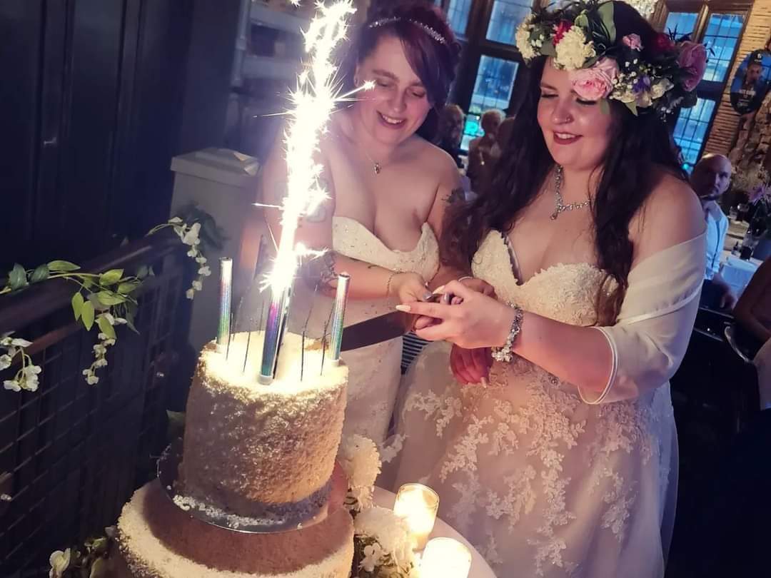 TheQueenEmzz's tweet photo. Some photos of the beautiful brides at their beautiful wedding last night ❤ glad I got to share it with them. https://t.co/ej2LlWwgek