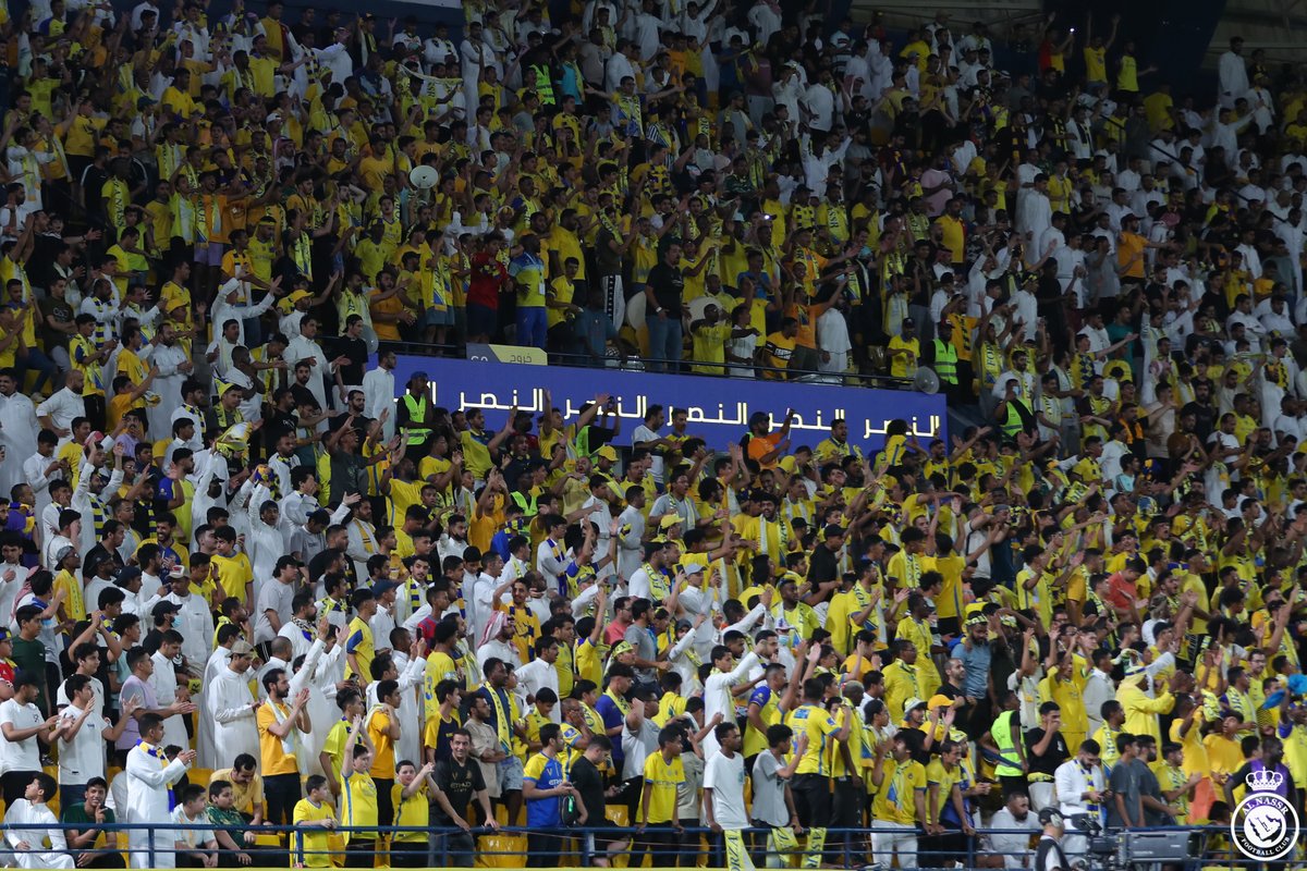 AlNassrFC's tweet photo. يا شمس .. من يقدر يحجبك 💛 ؟ https://t.co/eg1j5Kjnu6