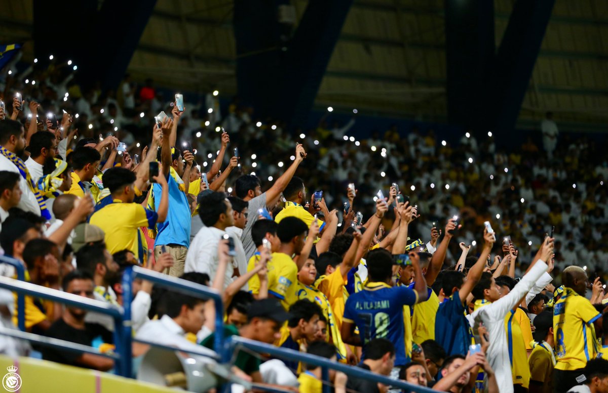 AlNassrFC's tweet photo. يا شمس .. من يقدر يحجبك 💛 ؟ https://t.co/eg1j5Kjnu6
