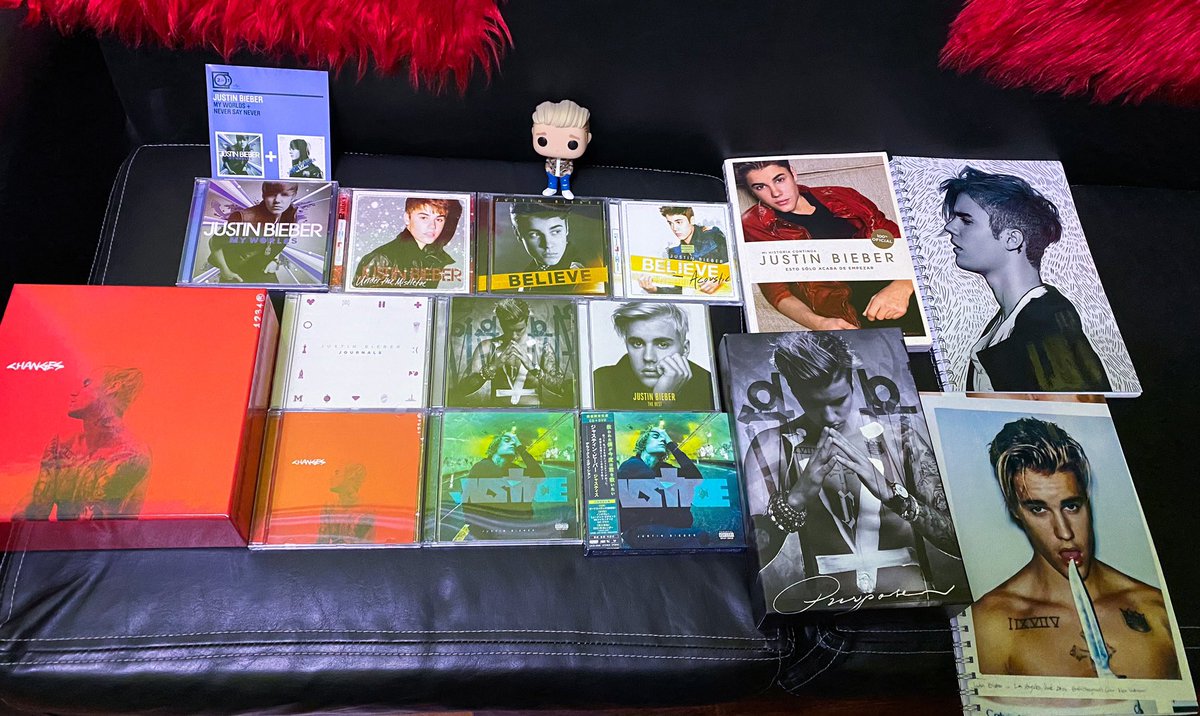 EleKtroKJC's tweet photo. :::Mi colección de Justin Bieber:::
⭐️⭐️⭐️Aquí les comparto mi amor y pasión por JB 💜, espero les guste ⭐️⭐️⭐️ @justinbieber
Part 1
#JustinBieber #Belieber #BelieberBoy #JB #JBCollection #JBLove #JBPeace #JBHappy https://t.co/VHp4JtOfHY