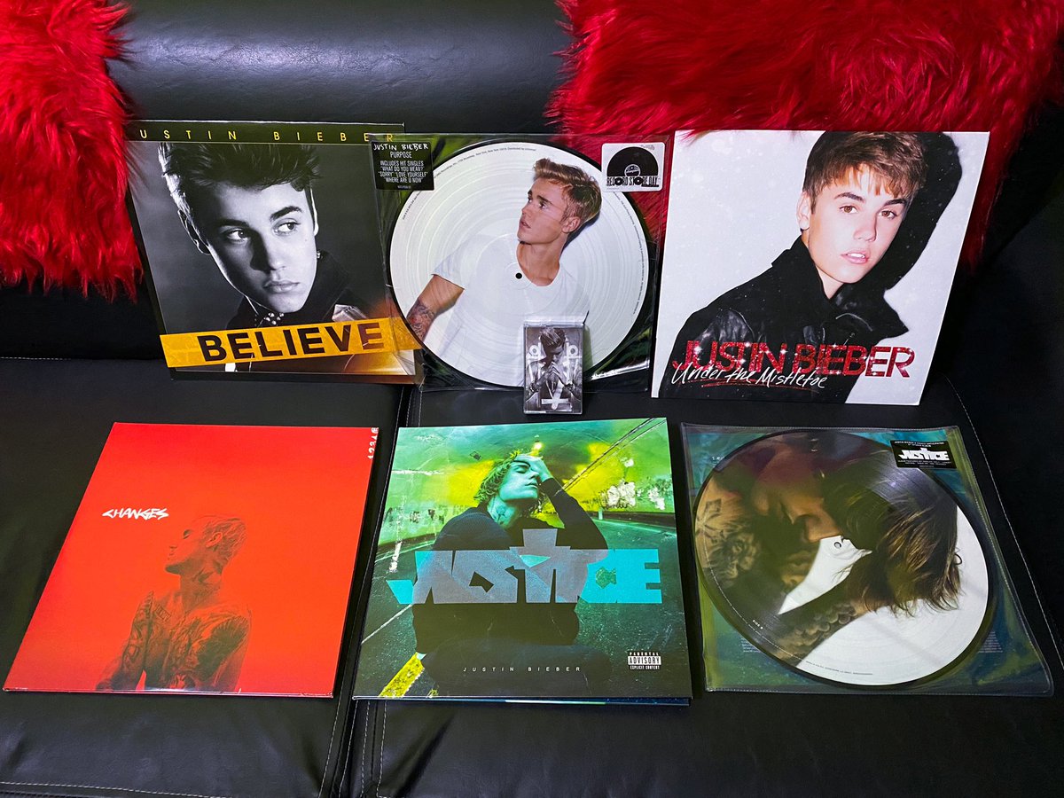 EleKtroKJC's tweet photo. :::Mi colección de Justin Bieber:::
⭐️⭐️⭐️Aquí les comparto mi amor y pasión por JB 💜, espero les guste ⭐️⭐️⭐️ @justinbieber
Part 1
#JustinBieber #Belieber #BelieberBoy #JB #JBCollection #JBLove #JBPeace #JBHappy https://t.co/VHp4JtOfHY
