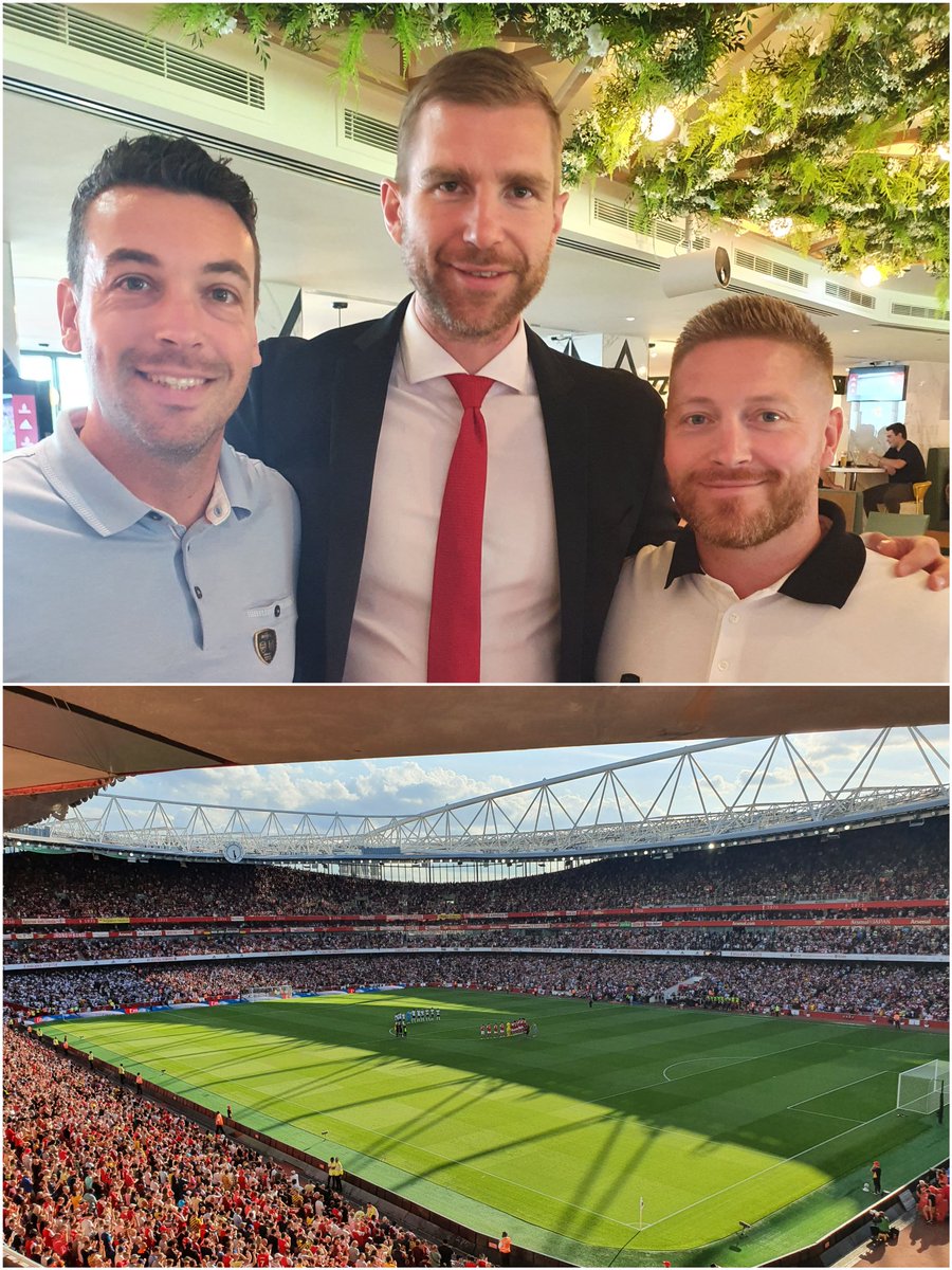 samthomas59's tweet photo. Another trip to the Emirates and another win for the @Arsenal ⚽️
It's no Ashton Gate, but it ain't bad! https://t.co/tGJvr9omMo