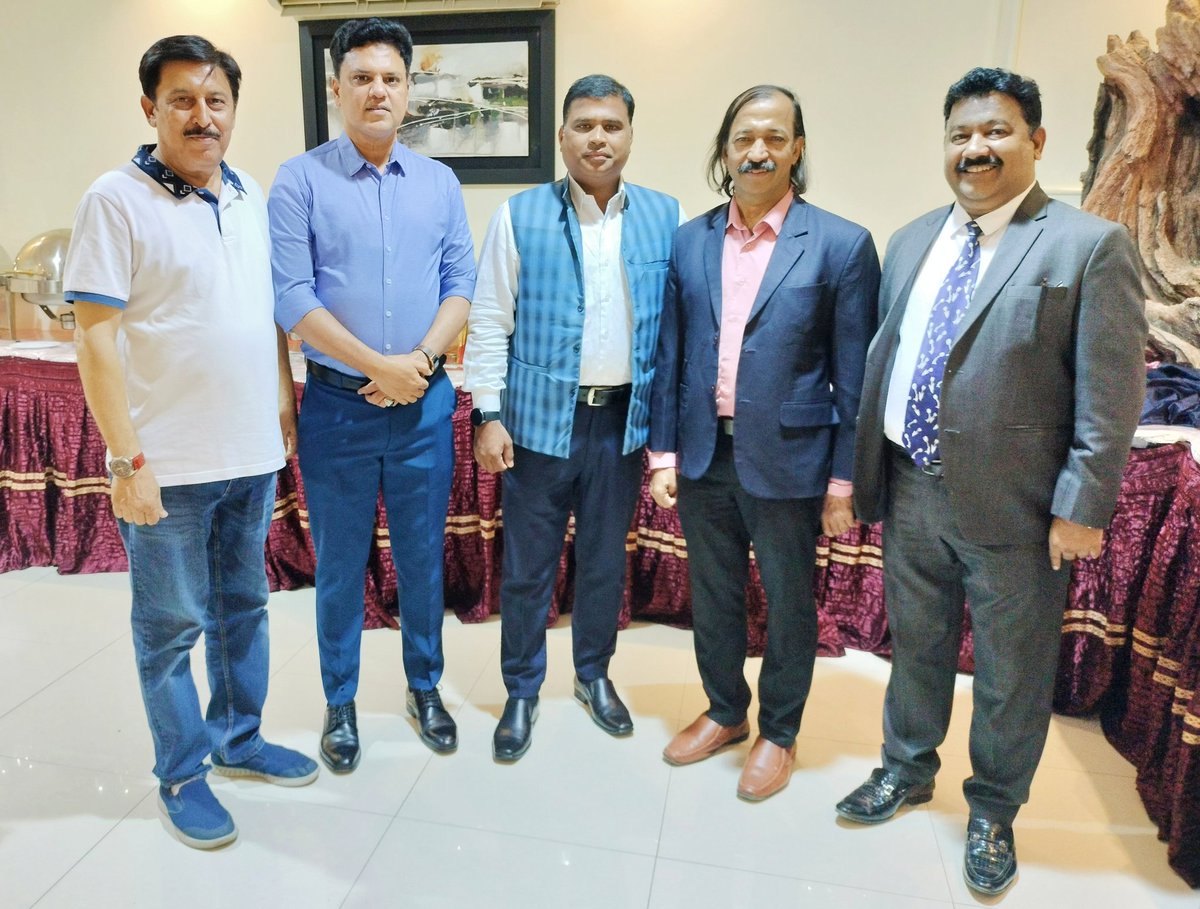 mohammed_mathin's tweet photo. Attending  get together party organized by AIUS to indian steering committee  members &amp; friends https://t.co/ekLOw4GgZv