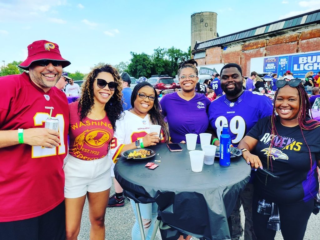 bmore-around-town-on-twitter-great-time-down-at-our-purpletailgate