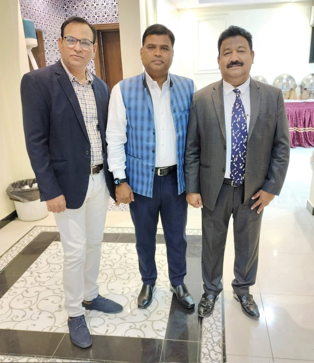 mohammed_mathin's tweet photo. Attending  get together party organized by AIUS to indian steering committee  members &amp; friends https://t.co/l5s3TxebRn