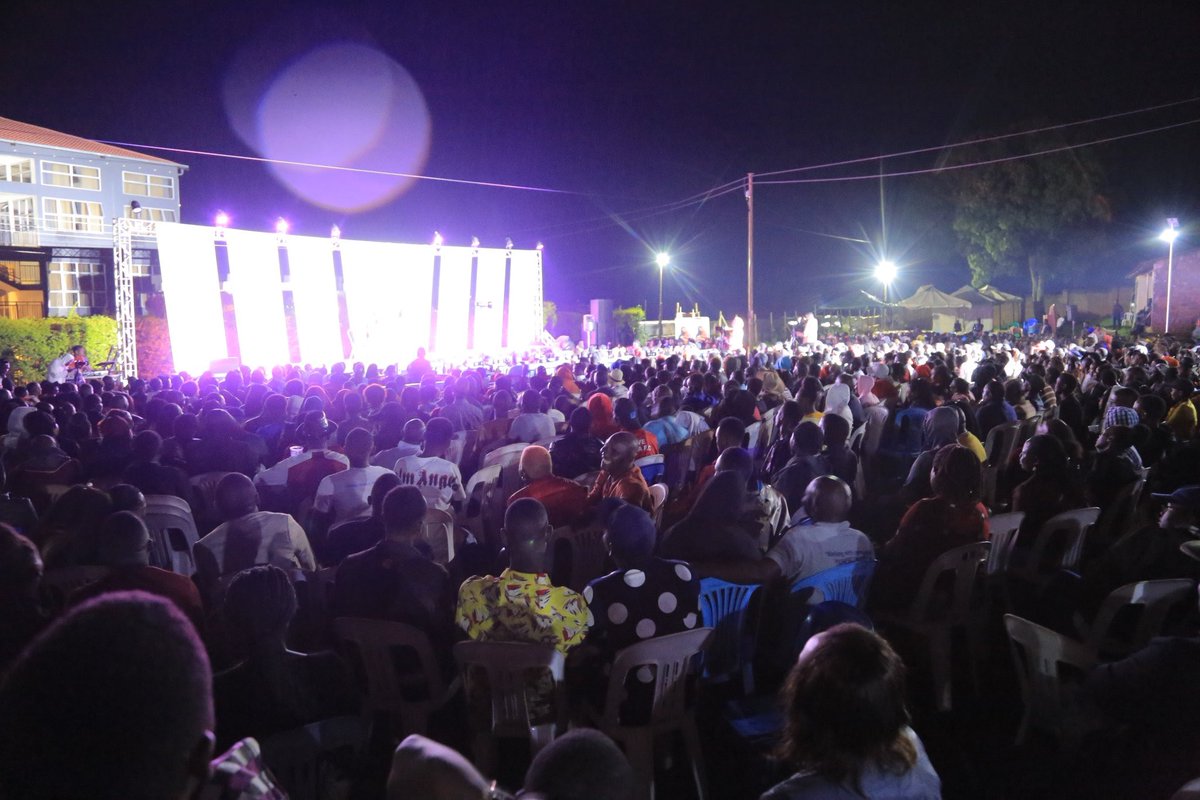 DeejayLolah_ug's tweet photo. Current state of #ComedyStoreInHoima https://t.co/BUsE2lV8xb