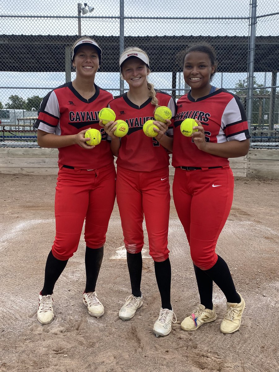 BNCavsSoftball's tweet photo. Offensive leaders today:  @AveryMayberry goes 10/10 with 7 RBI’s &amp; 4 home runs. @_jill_johnson_ &amp; @kyaswartz26 also with bombs. Multiple hits today by @_jill_johnson_ , @laineyweist &amp; Grace Schulz!

Defensive leaders:  @AddSylliaasen with 11k’s &amp; @laineyweist with 5!

#rollcavs https://t.co/2DttHM7ypj
