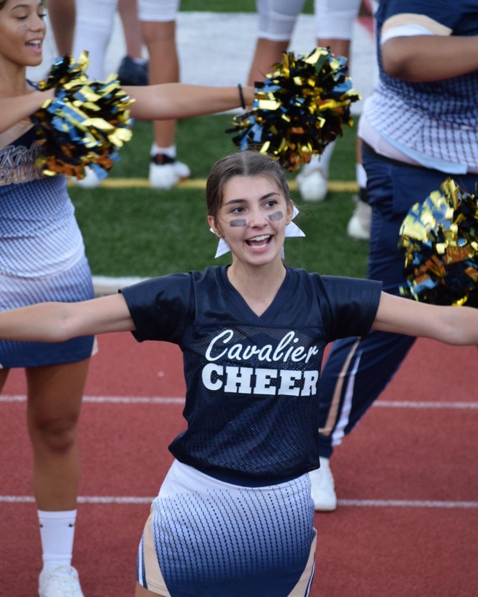 magill4967's tweet photo. 📣KA Cheerleaders… meet our ‘23 SeNiOr CaPtAiNs, 🎀Olivia &amp; Allie 💙💛 https://t.co/4EYhP6fqse