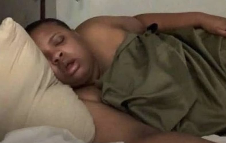 cwfemales's tweet photo. him: “can’t wait to wake up next to you princess”

me: https://t.co/DitTqkJdHt