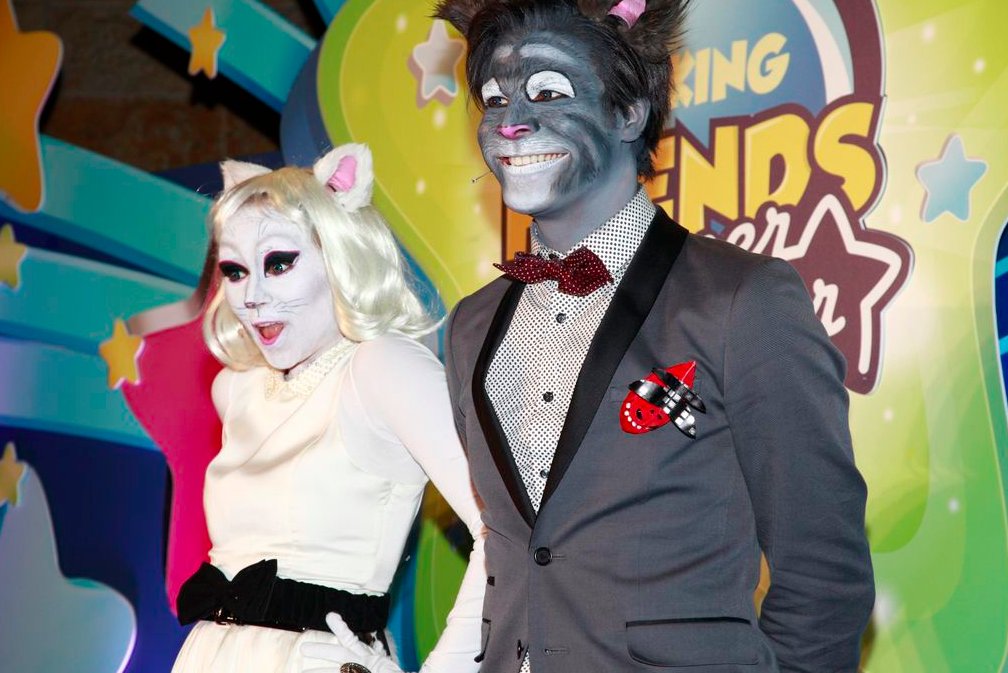 TalkingTomFan's tweet photo. Talking Friends Superstar Hit Hollywood (2012)

they did this first before the #cats movie😼🤭 https://t.co/haiksbEec2