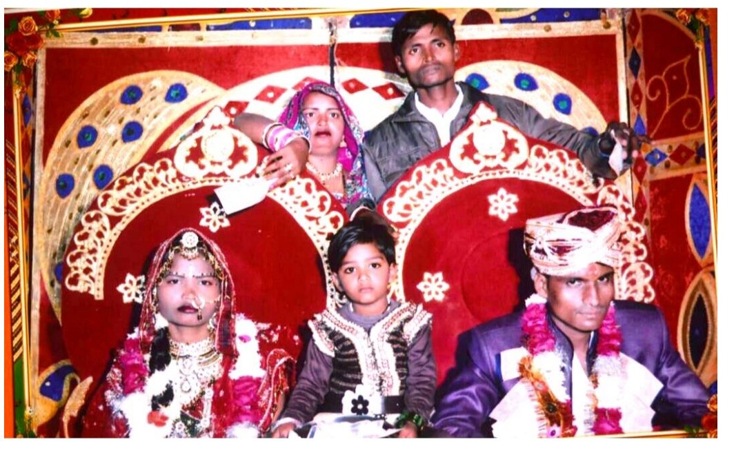 CK_Shakya's tweet photo. एक महिला दो की पत्नी कैसे हो सकती है भ्रष्ट जांच अधिकारियों के कारण प्रार्थी को 12 साल से न्याय मिलना मुश्किल हो रहा है @narendramodi @PMOIndia @myogiadityanath @myogioffice @ChiefSecyUP @AwasthiAwanishK @sanjaychapps1 @navneetsehgal3 @homeupgov  @DMFarrukhabadUP @Ashokips68rr https://t.co/jOuIhAuA0d