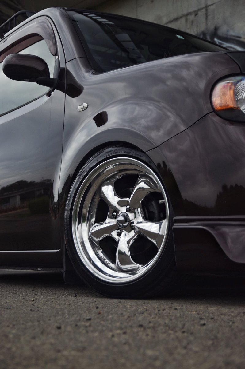 k__hsmtz33's tweet photo. ✨New Wheel✨
WORK Goocars HEMI
17inch 7j+31
溝無しひび割れバースト寸前でタイヤ探してた所に、新品タイヤ付きのドンピシャサイズ発見👀
足車にアルミは入れないって決めてたのに、、ギリ会社で怒られないツラだからいいか😇
#足車とは
#work
#goocars
#cube
#z12 https://t.co/bwaMUO3vD4