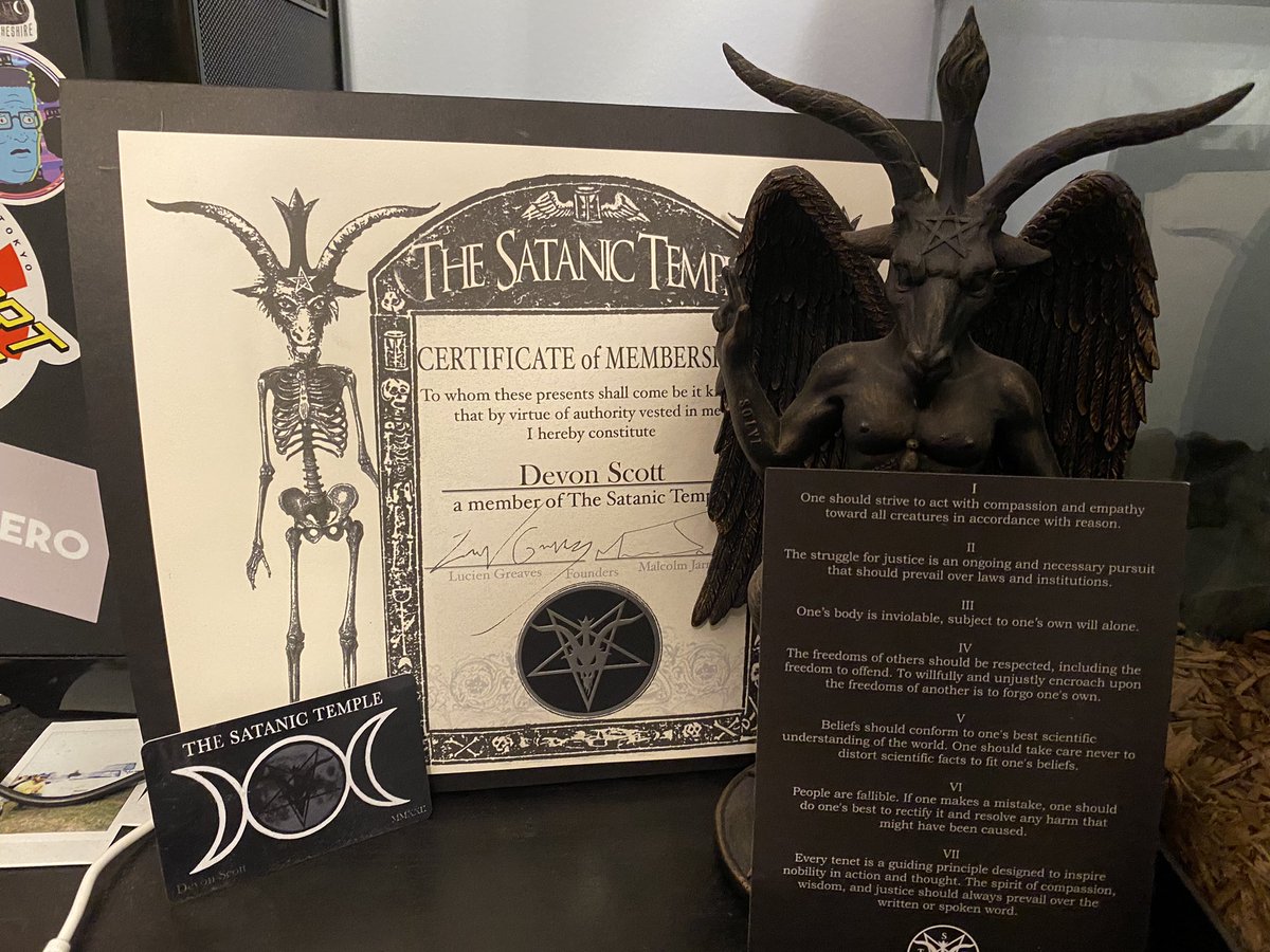 IllerAsta's tweet photo. Got my membership card today 😁 @LucienGreaves @satanic_temple_  #hailsatan https://t.co/CQA5Vwg5V1
